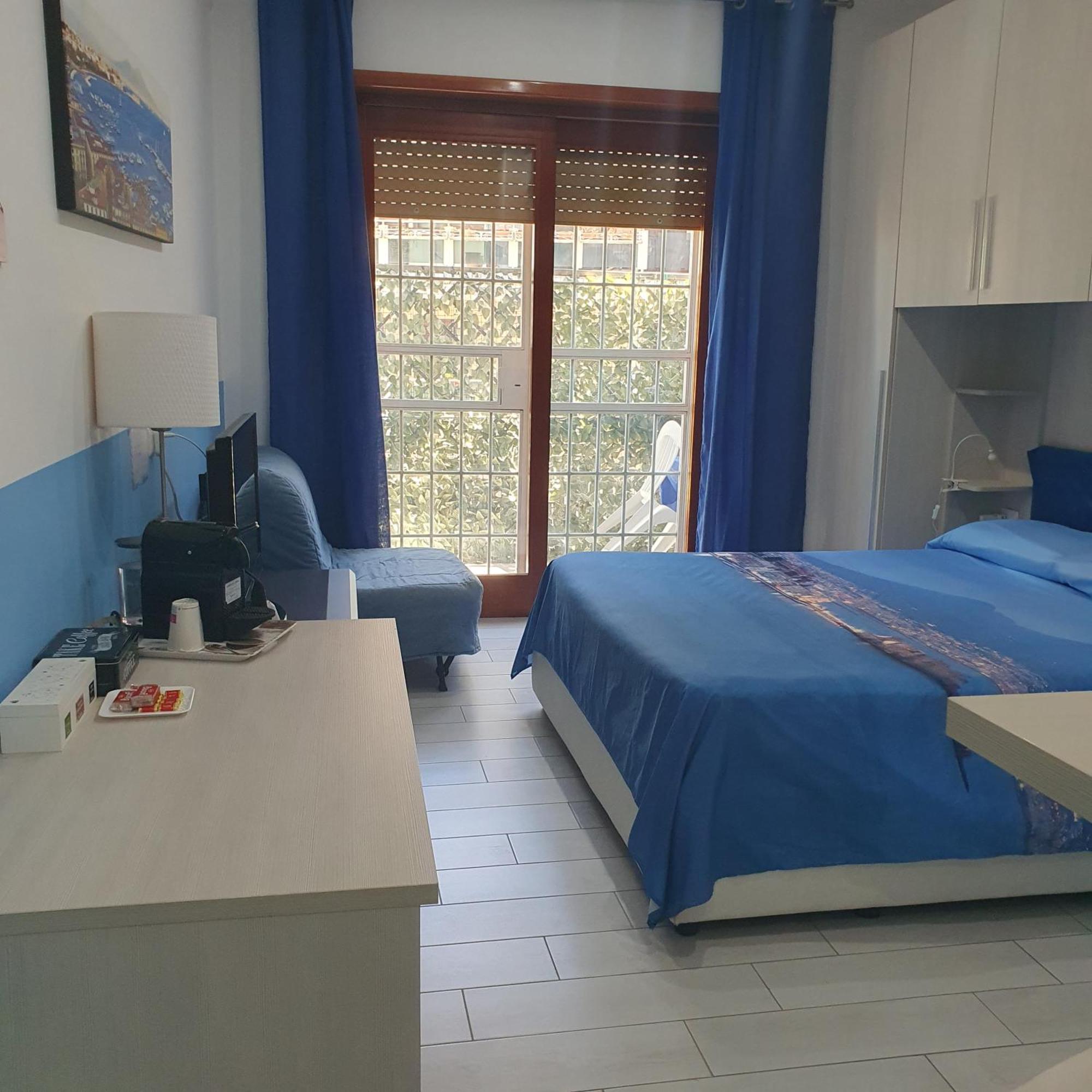 Bed and Breakfast Casa Sant'Elmo 21 Neapel Exterior foto